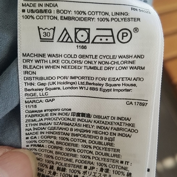 GAP eyelet shorts - Picture 7 of 7